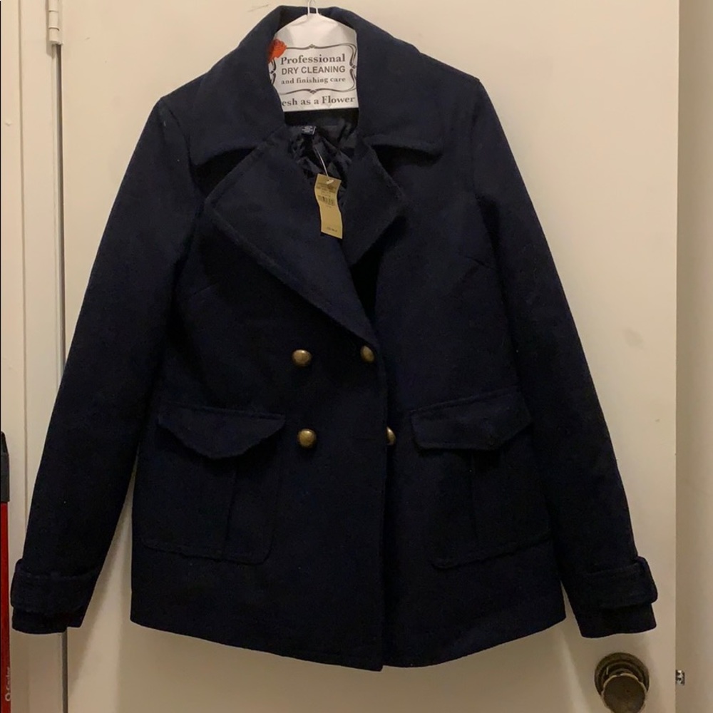 Selling an amazing coat for winter!